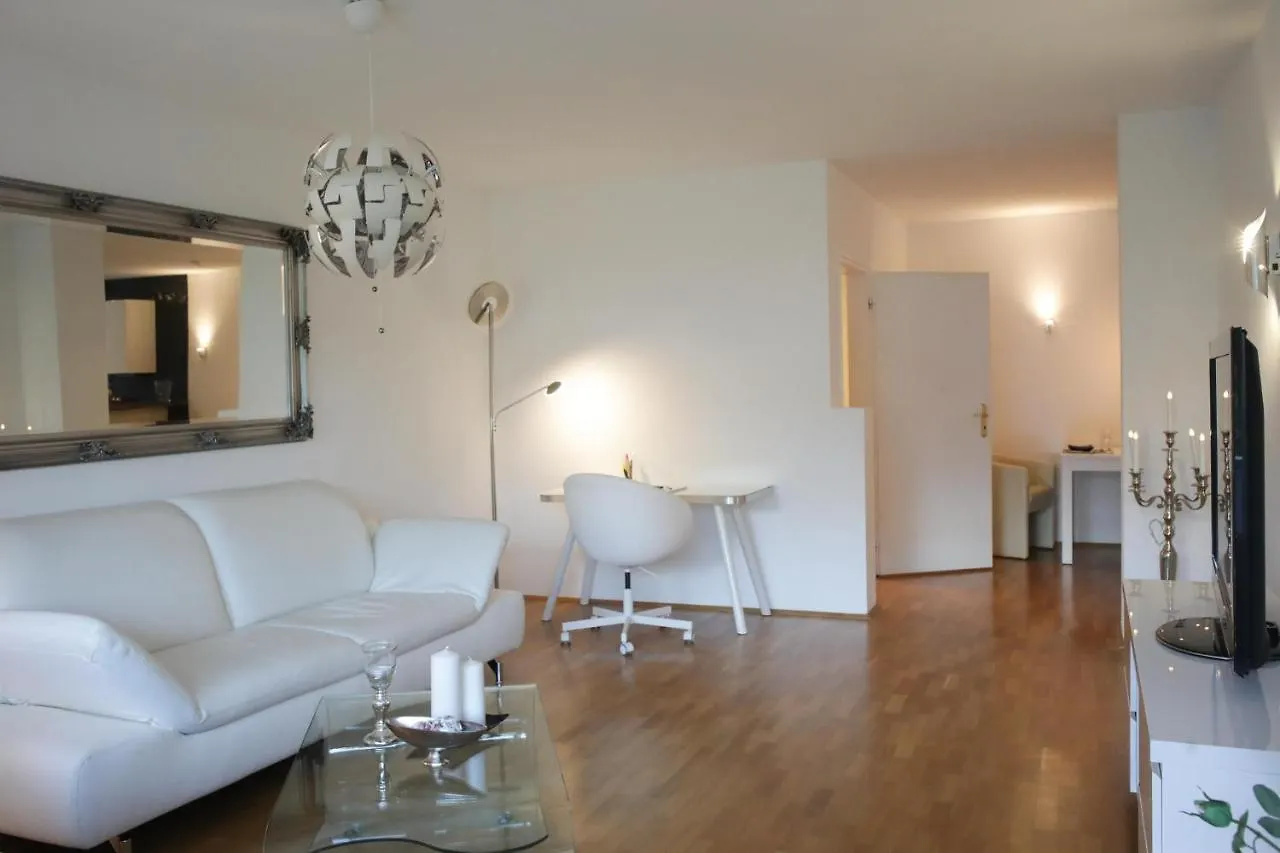 Grosses Apartment - Ruhig, Zentral, Burgnahe Nuremberg Germany